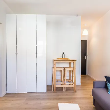 Charming Studio In The City Center Aparthotel *